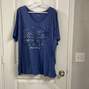 Catherine’s tropical flag short sleeve tee